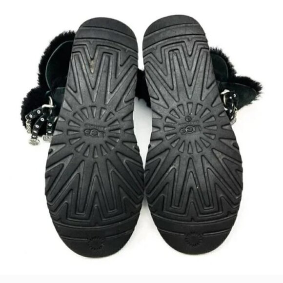 UGG Australia Azalea Black Sheepskin Shearling & UGG Charms Boots - Size 7 - Picture 8 of 10